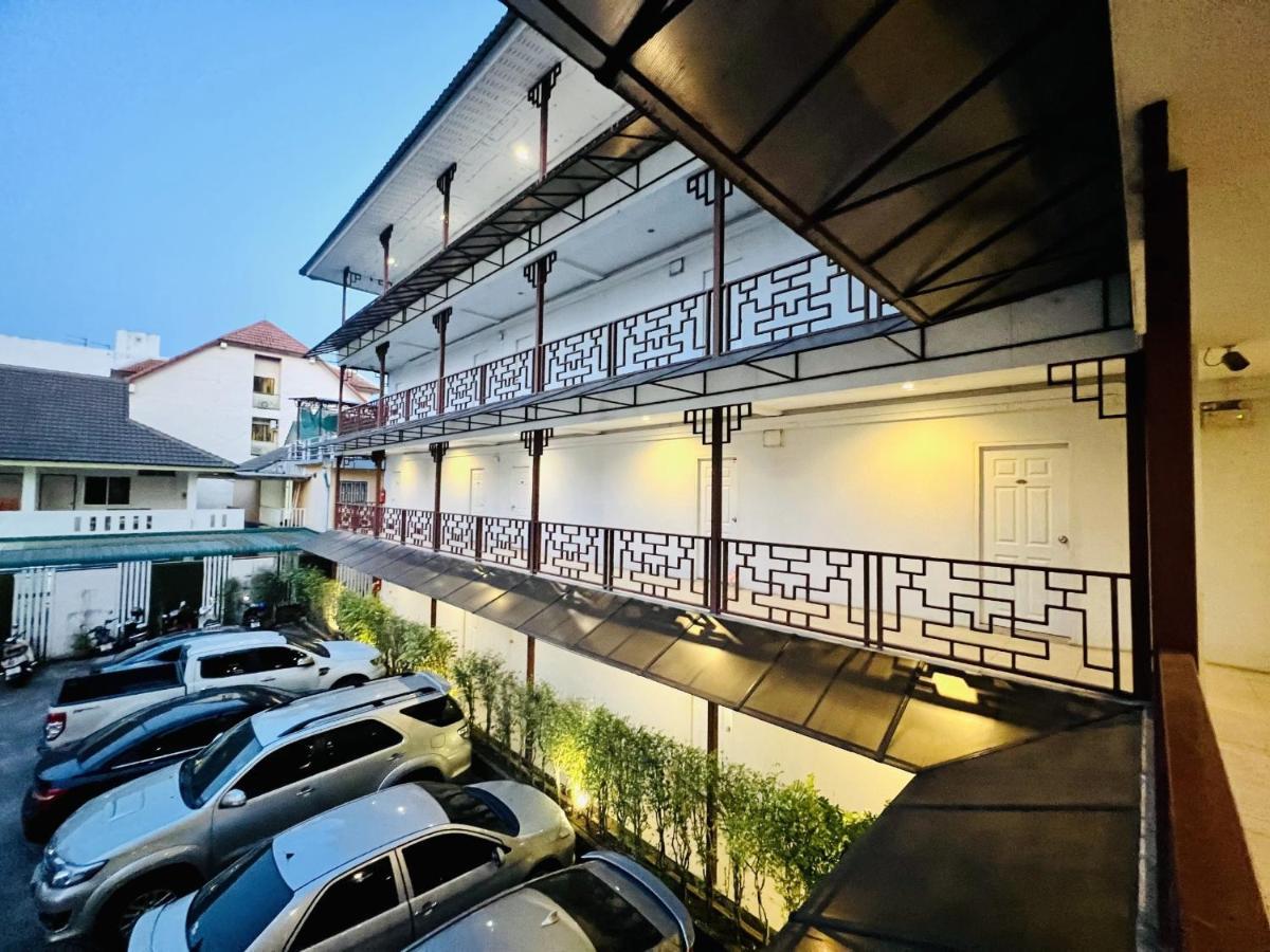 Inn Kham Apartment Chiang Mai Esterno foto