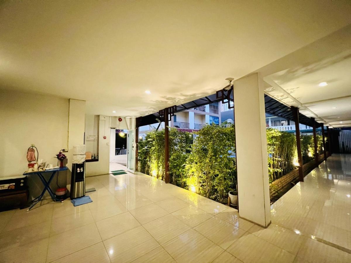 Inn Kham Apartment Chiang Mai Esterno foto